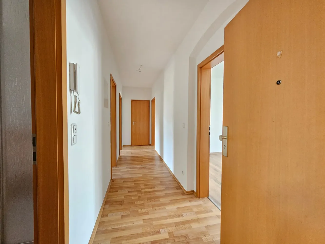 4 Zimmer Wohnung mit 92 m² in Magdeburg – Bild 9