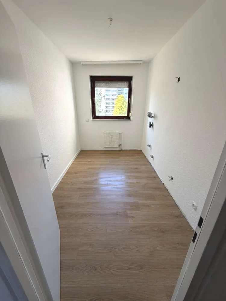 2 room apartment with 65 m² in Dietzenbach – Photo 2