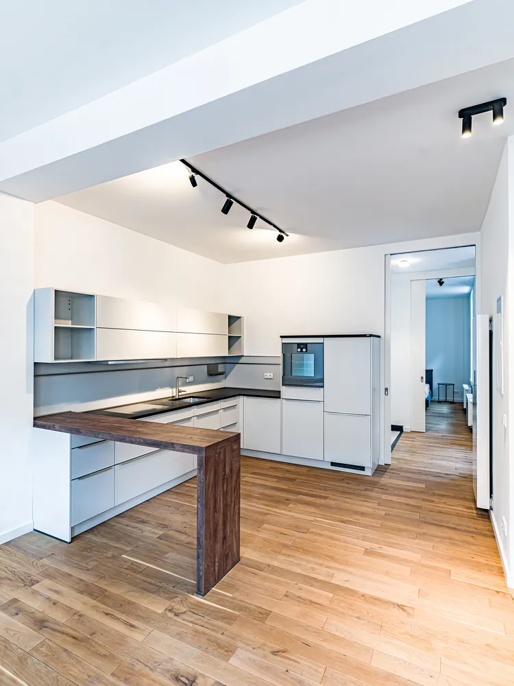2 Zimmer Wohnung mit 93 m² in Wiesbaden – Bild 8