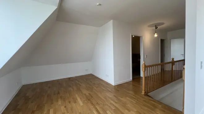 4 Zimmer Wohnung mit 107 m² in Berlin – Bild 4