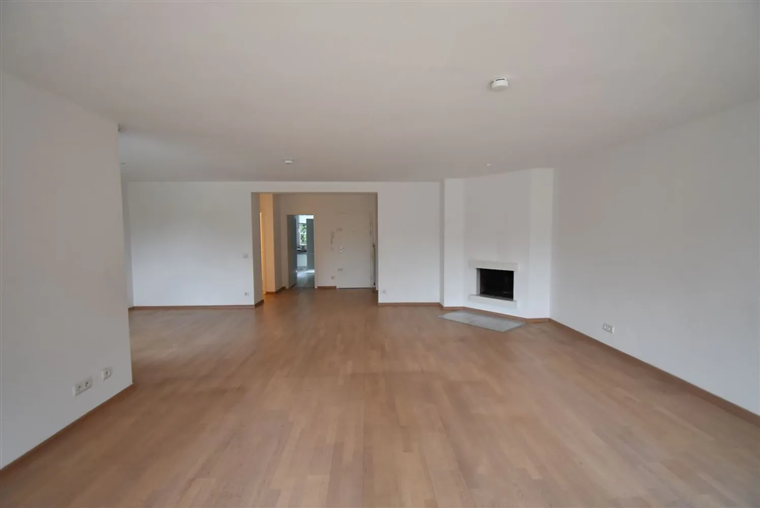 4 Zimmer Wohnung mit 162 m² in Düsseldorf – Bild 5