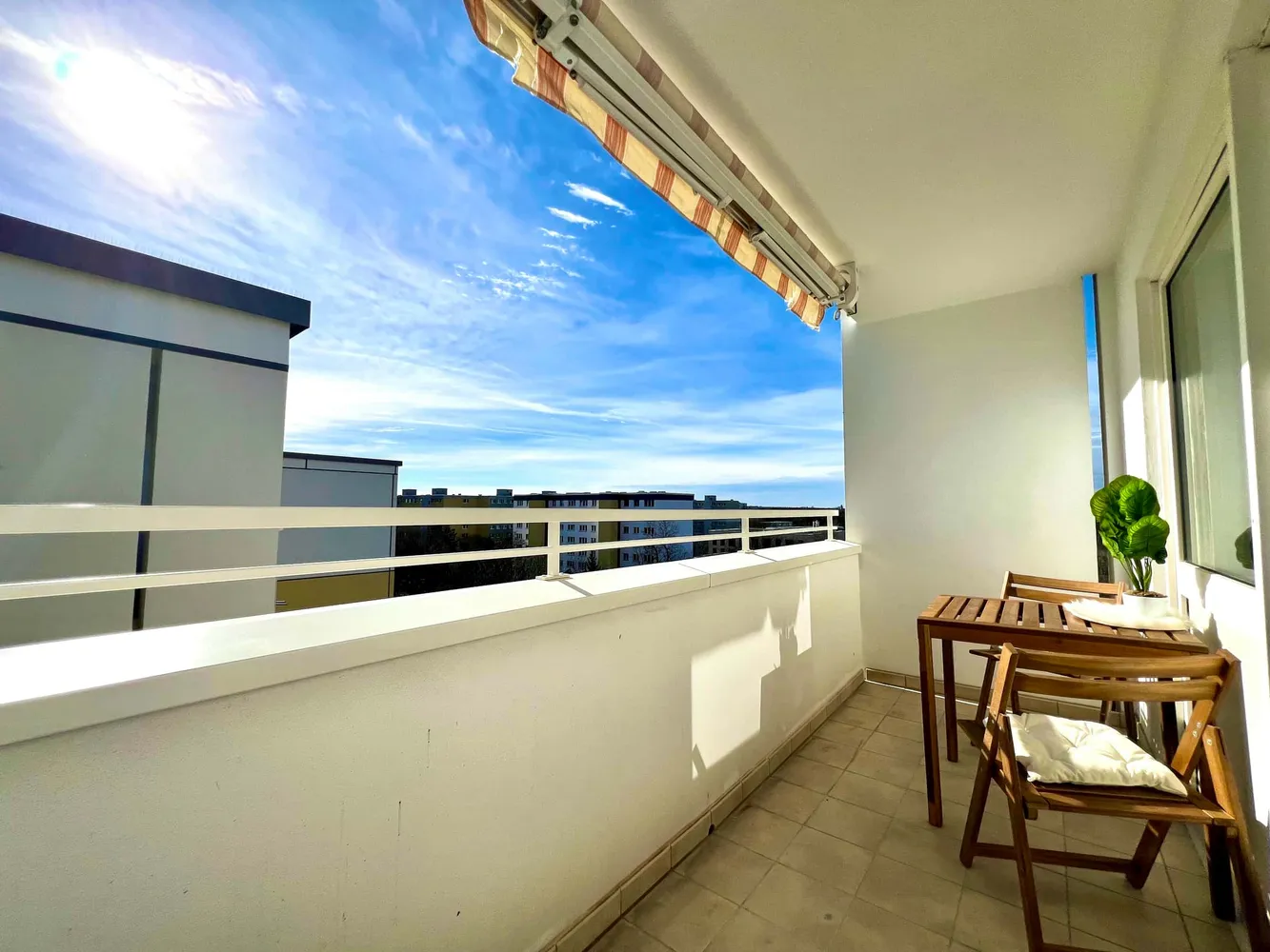 Shared room with 27 m² in Munich – Photo 4