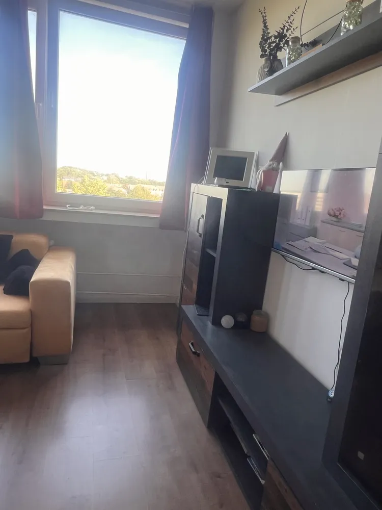 1 room apartment with 29 m² in Essen – Photo 4