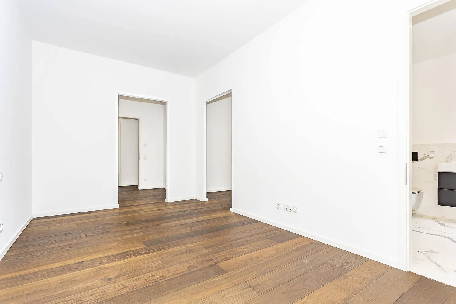 5 Zimmer Wohnung mit 152 m² in Berlin – Bild 3