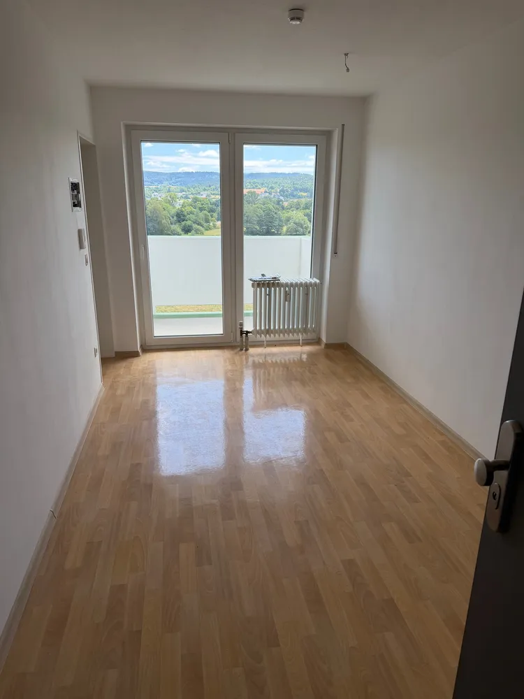 3 Zimmer Wohnung mit 66 m² in Weiden in der Oberpfalz – Bild 1