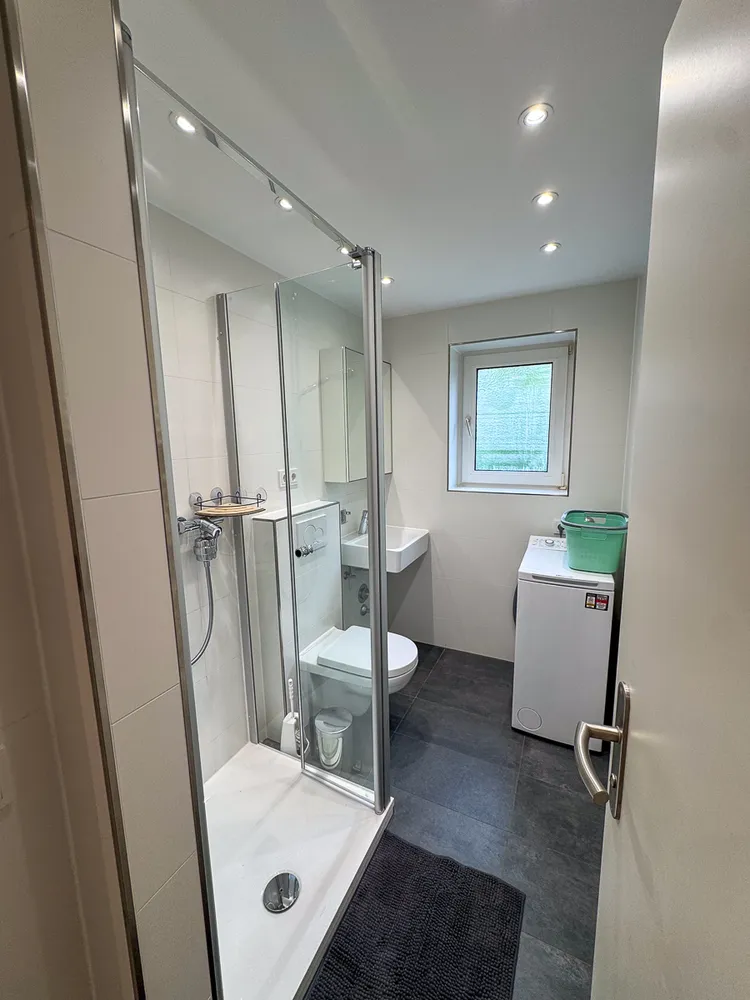 2 Zimmer Wohnung mit 40 m² in München – Bild 2