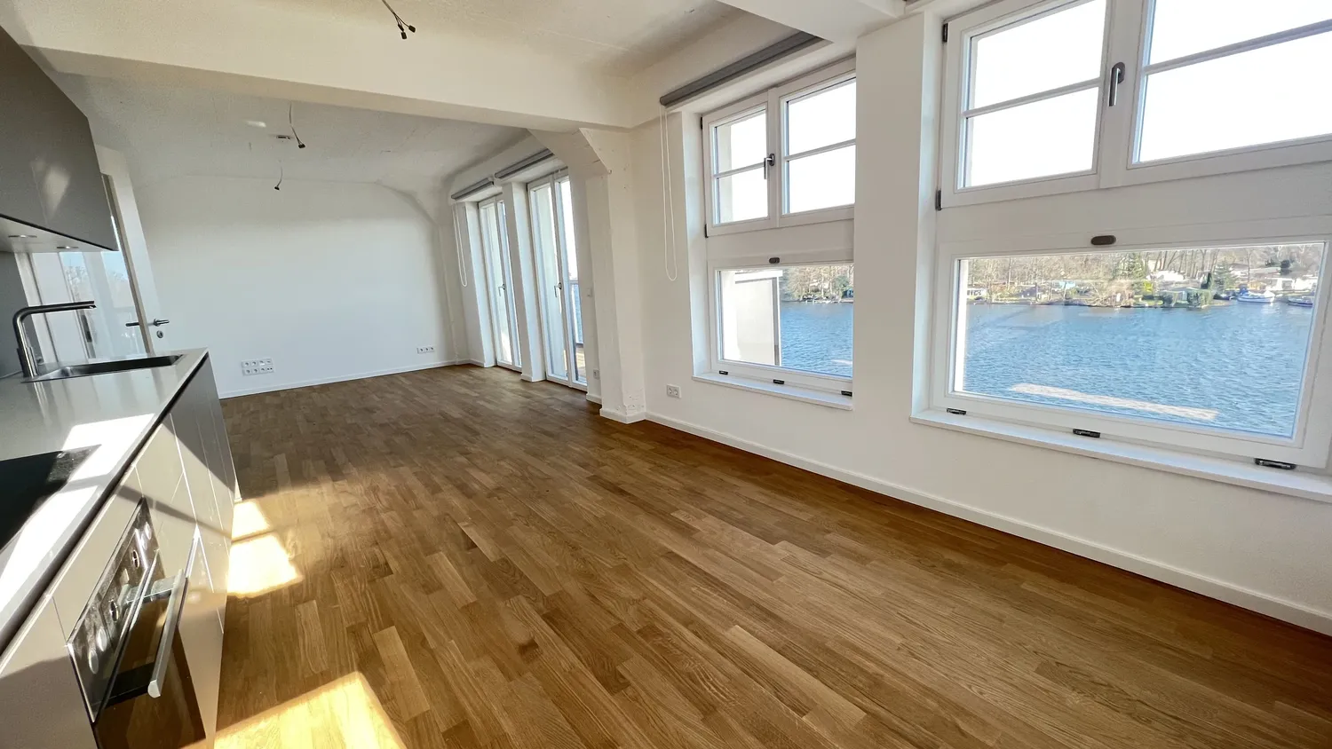 4 Zimmer Wohnung mit 96 m² in Berlin – Bild 1