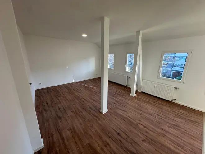 3 Zimmer Wohnung mit 90 m² in Düsseldorf – Bild 3