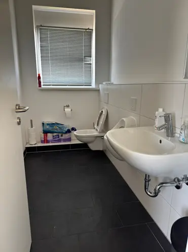 6 Zimmer Wohnung mit 233 m² in Augsburg – Bild 7