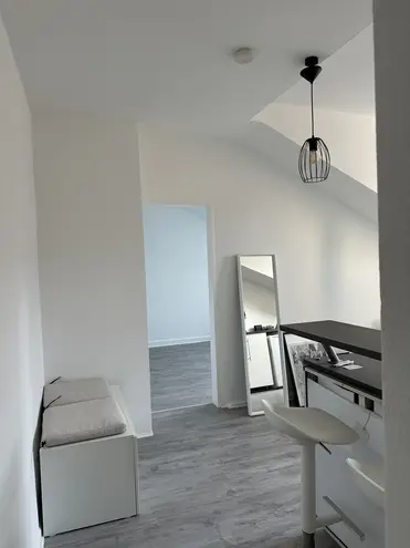 2 Zimmer Wohnung mit 42 m² in Wiesbaden – Bild 2