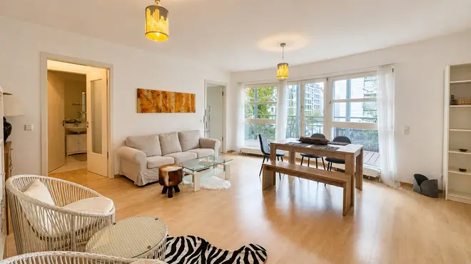 3 Zimmer Wohnung mit 93 m² in Frankfurt am Main – Bild 2