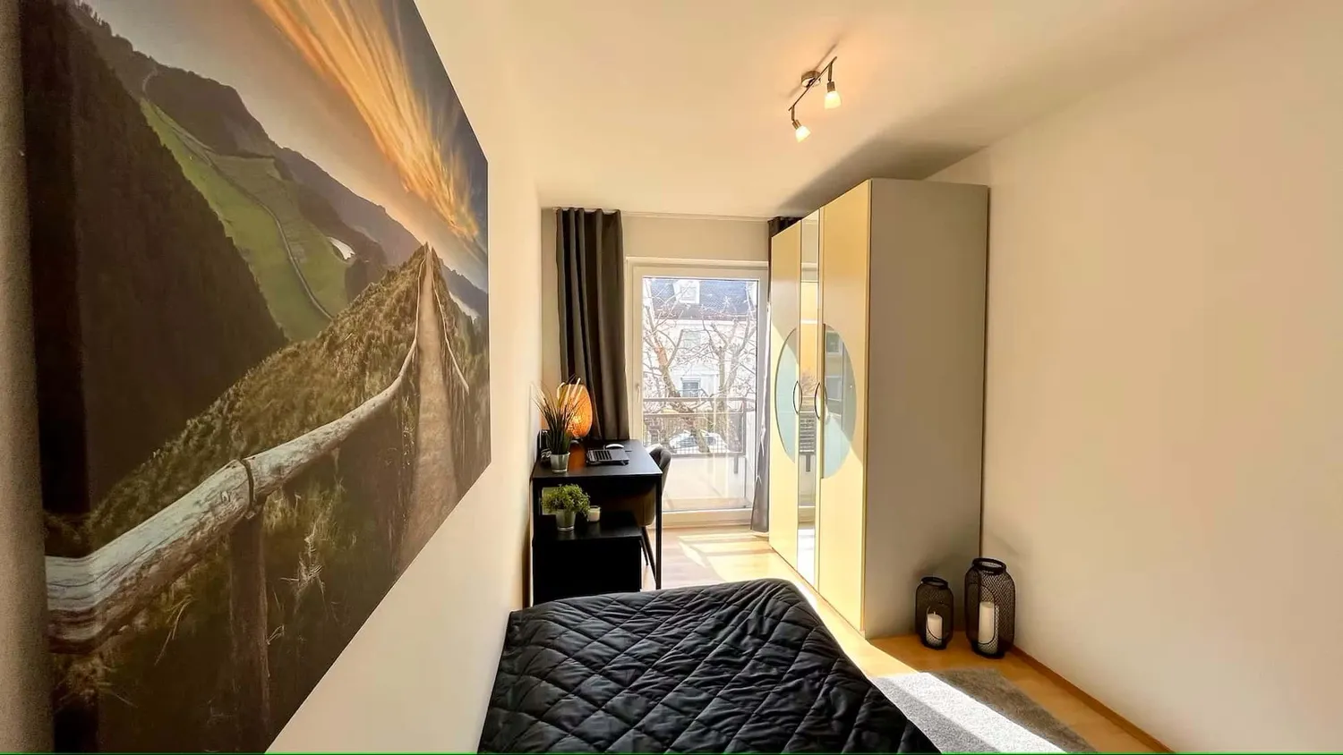 Shared room with 11 m² in Munich – Photo 2