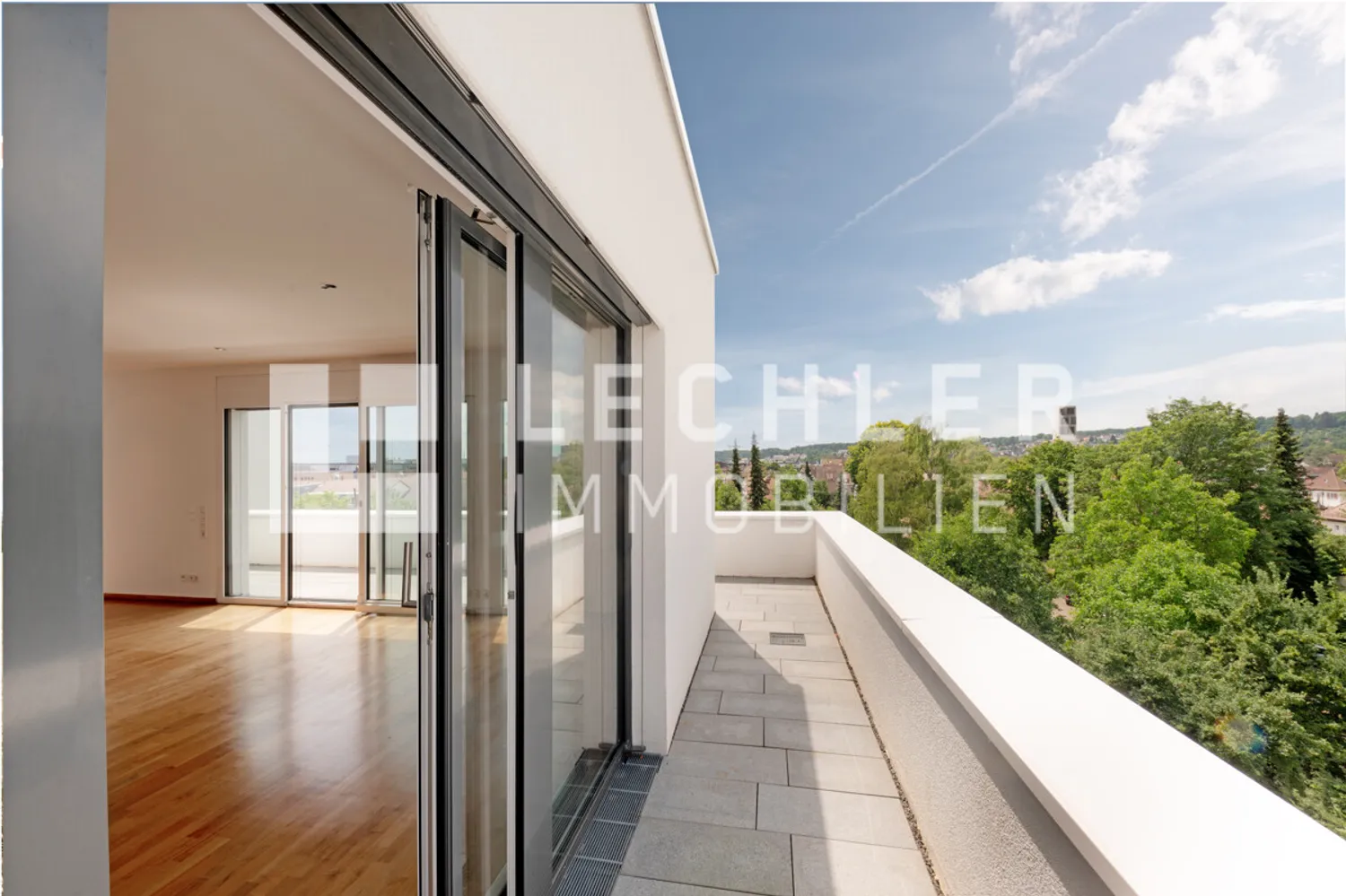 3 Zimmer Wohnung mit 162 m² in Stuttgart – Bild 1