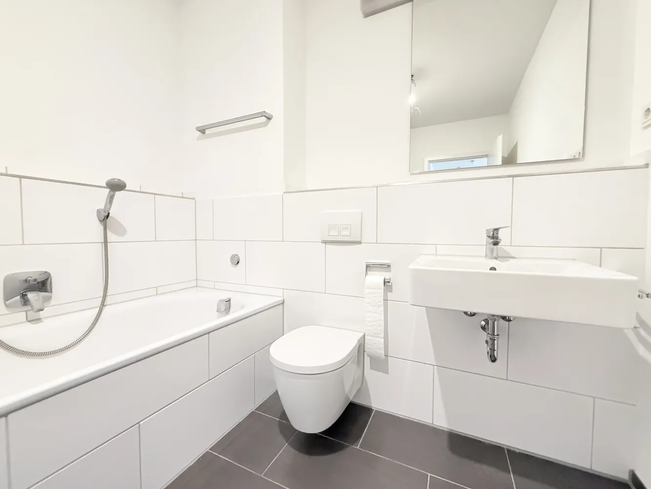 2 room apartment with 71 m² in Frankfurt am Main – Photo 12
