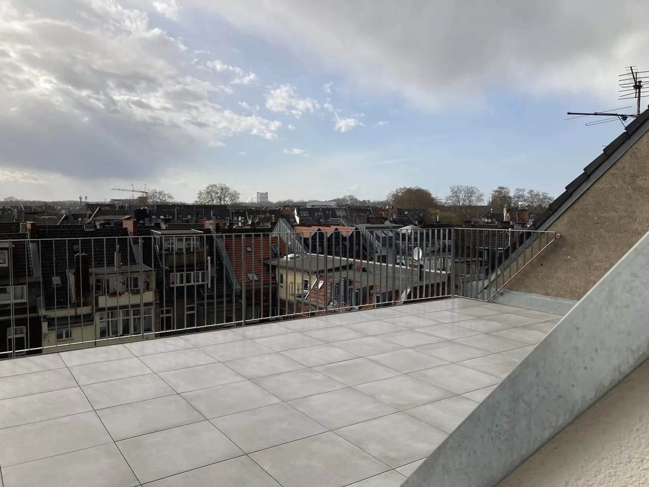 3 Zimmer Wohnung mit 105 m² in Köln – Bild 8