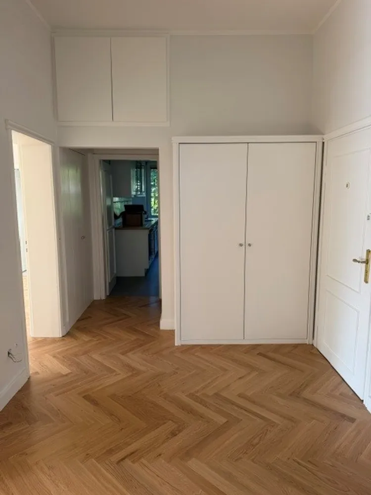 4 Zimmer Wohnung mit 130 m² in Düsseldorf – Bild 1