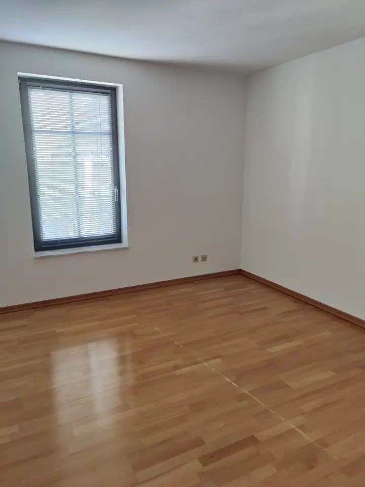 3 Zimmer Wohnung mit 110 m² in Detmold – Bild 3