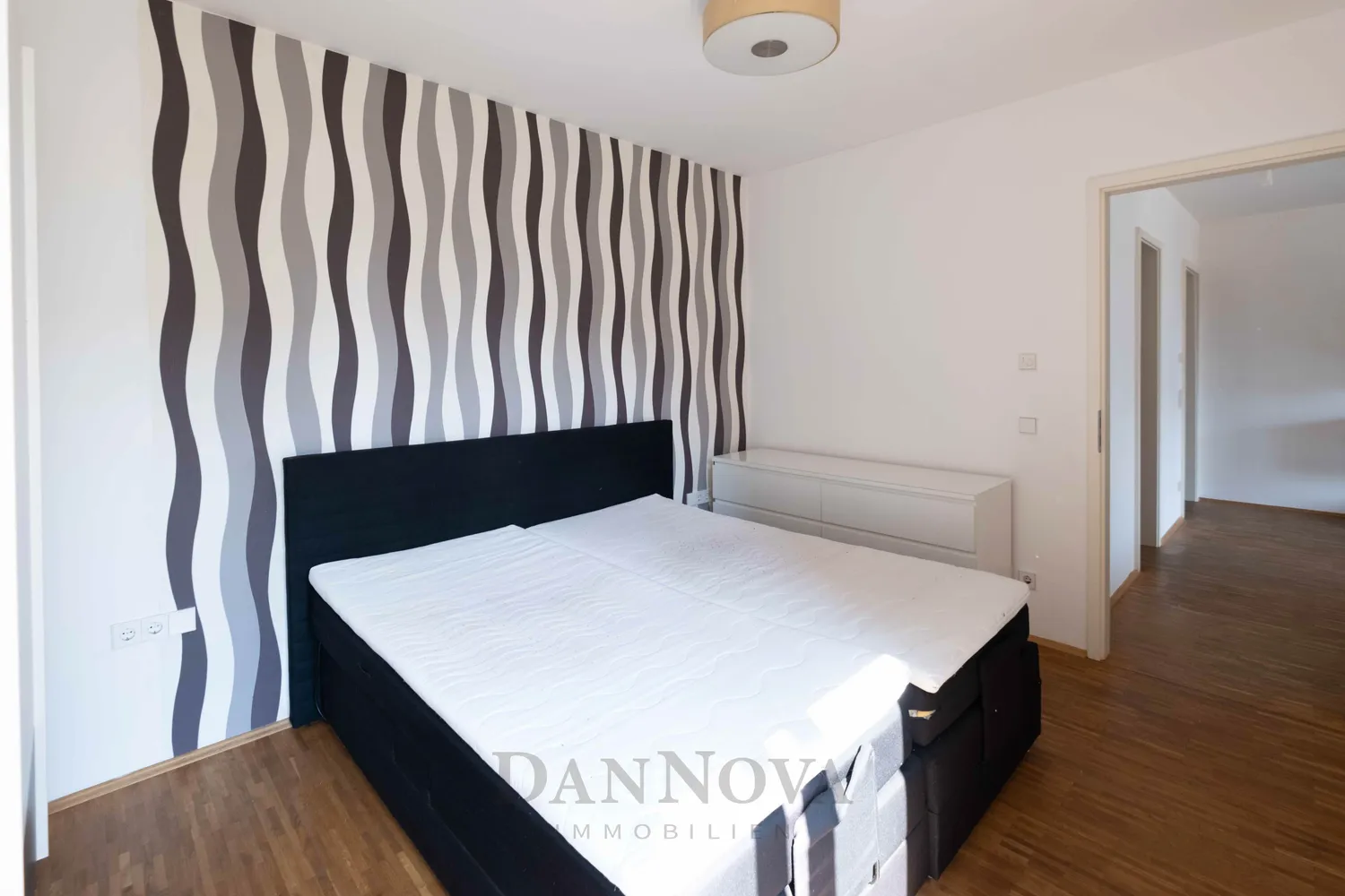 2 room apartment with 60 m² in Frankfurt am Main – Photo 12