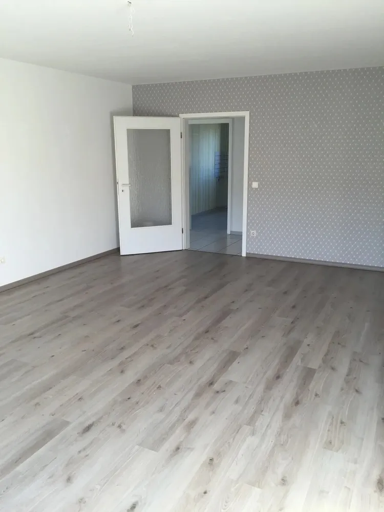 3 Zimmer Wohnung mit 95 m² in Neuss – Bild 2
