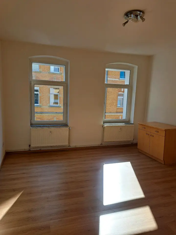 4 Zimmer Wohnung mit 80 m² in Greiz – Bild 1