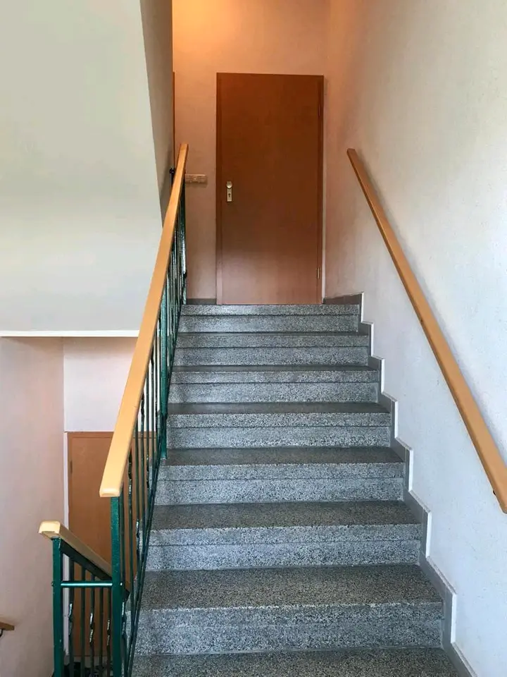 2 Zimmer Wohnung mit 70 m² in Werdau – Bild 4