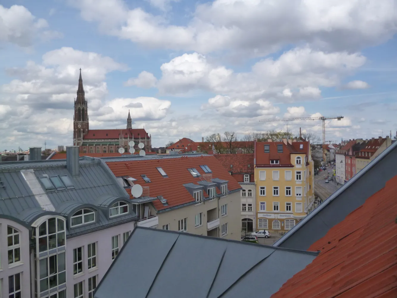 3 Zimmer Wohnung mit 85 m² in München – Bild 1
