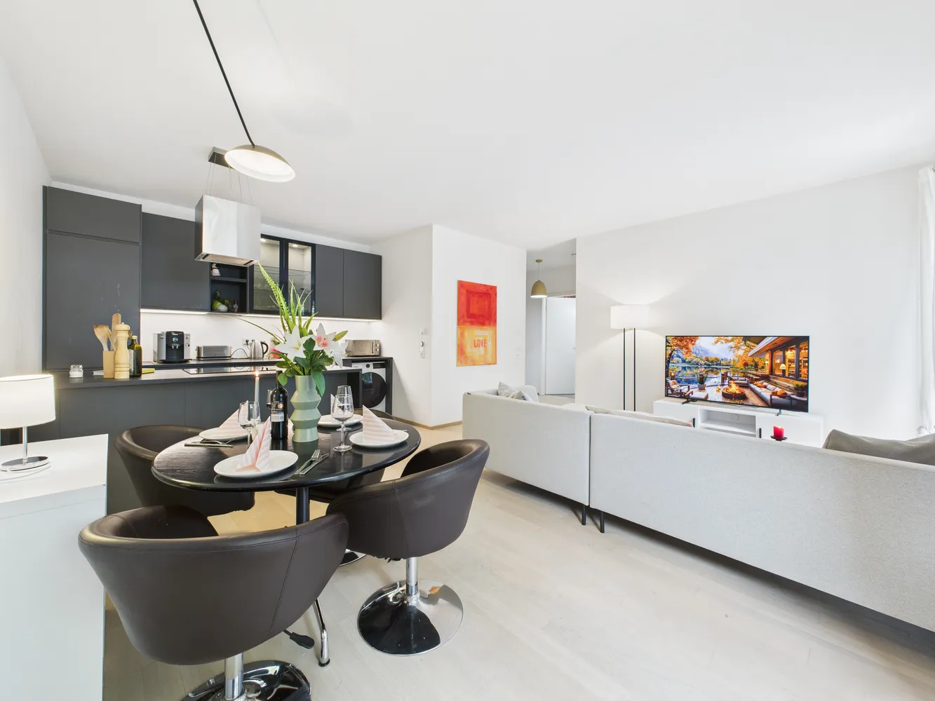 2 Zimmer Wohnung mit 60 m² in Wiesbaden – Bild 3
