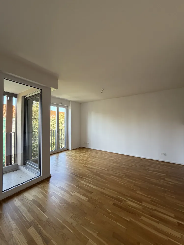 2 Zimmer Wohnung mit 65 m² in Dresden – Bild 1