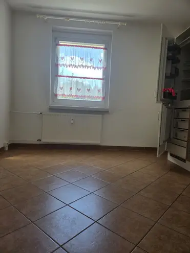 3 Zimmer Wohnung mit 81 m² in Chemnitz – Bild 2