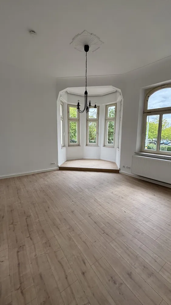 4 Zimmer Wohnung mit 87 m² in Krefeld – Bild 1