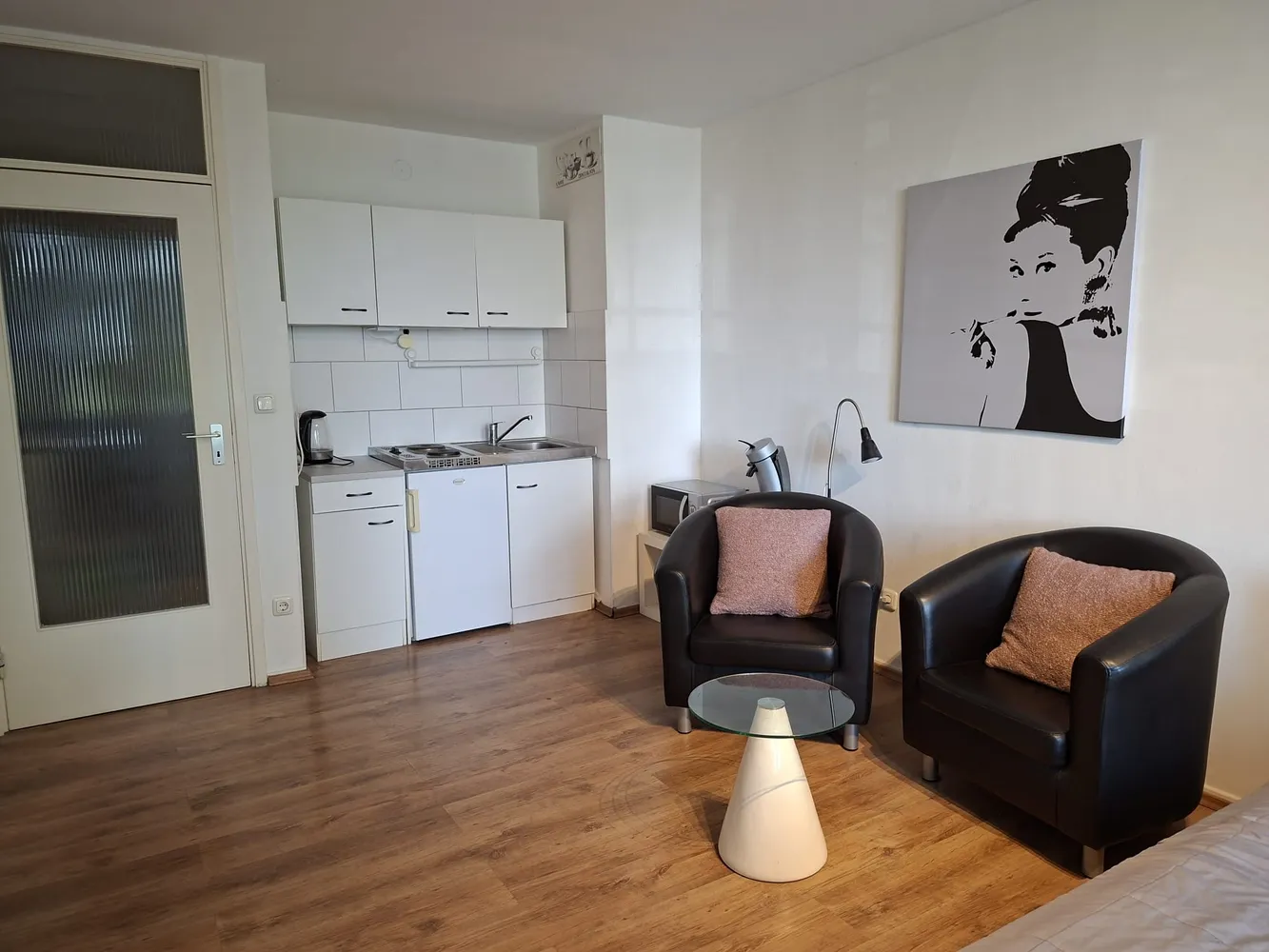 1 room apartment with 30 m² in Wiesbaden – Photo 9
