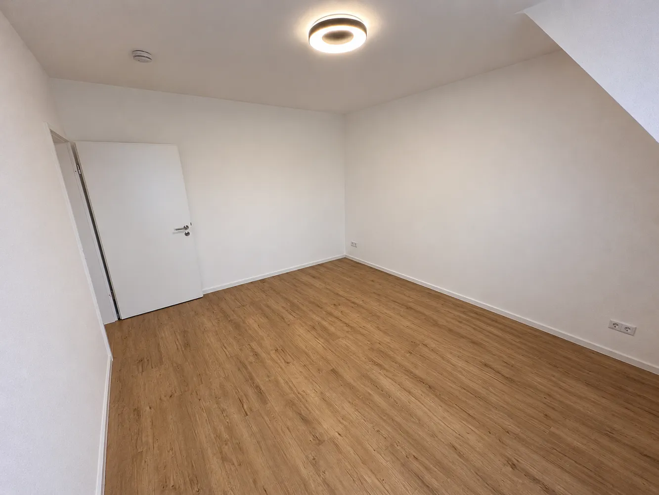 2 room apartment with 65 m² in Cologne – Photo 3