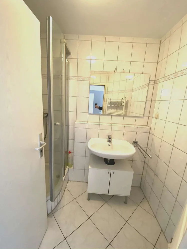 1 Zimmer Wohnung mit 35 m² in Köln – Bild 7