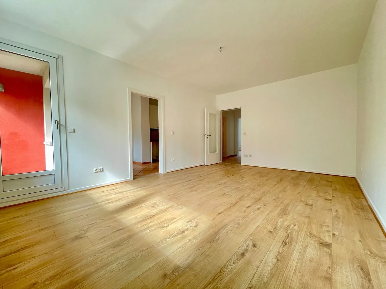 2 Zimmer Wohnung mit 54 m² in Hamburg – Bild 1