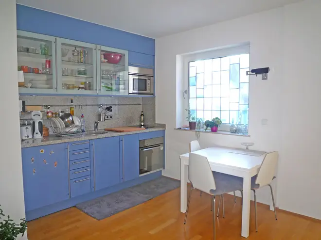 2 Zimmer Wohnung mit 69 m² in Düsseldorf – Bild 2