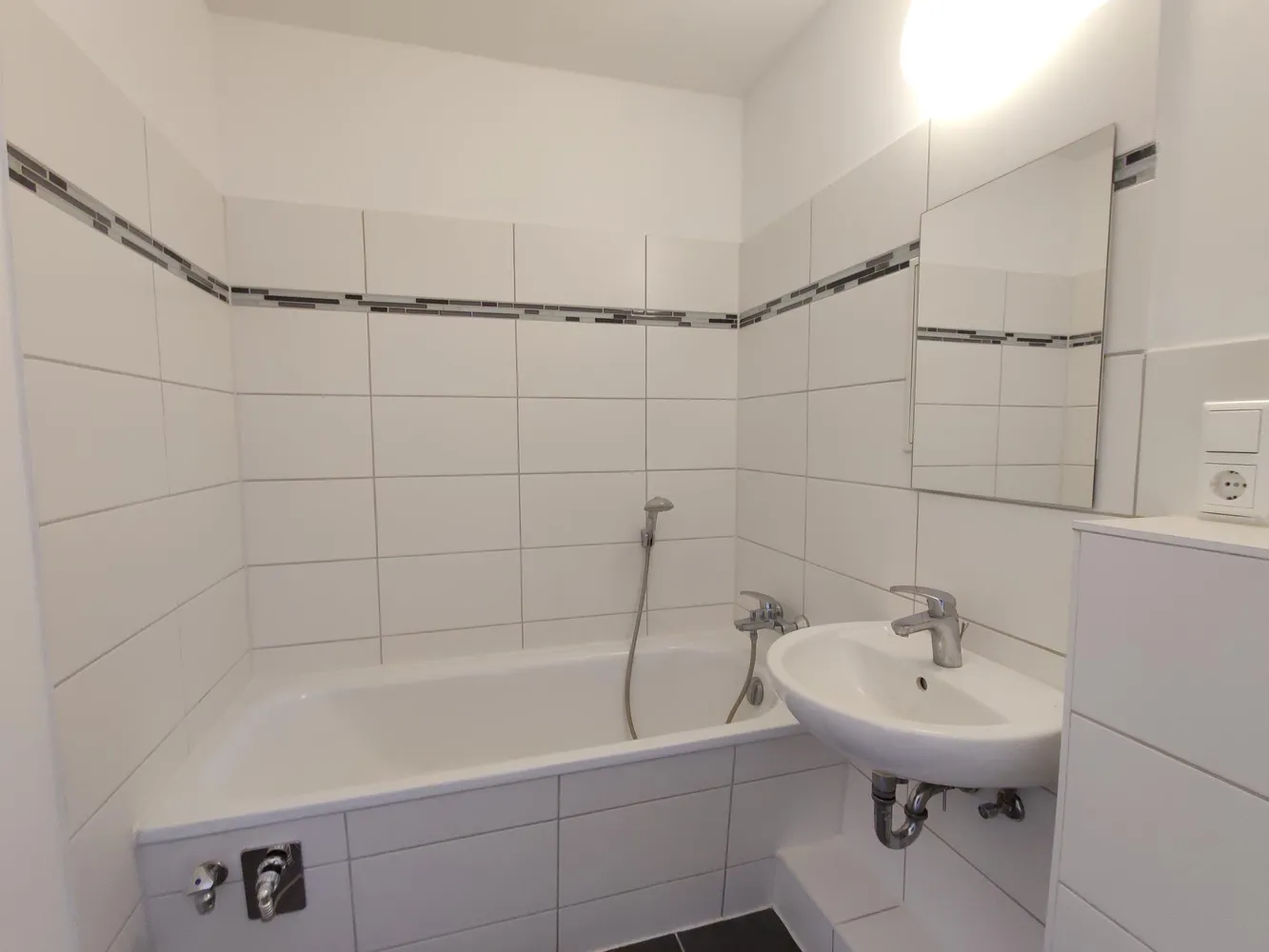 6 Zimmer Wohnung mit 119 m² in Halle (Saale) – Bild 10