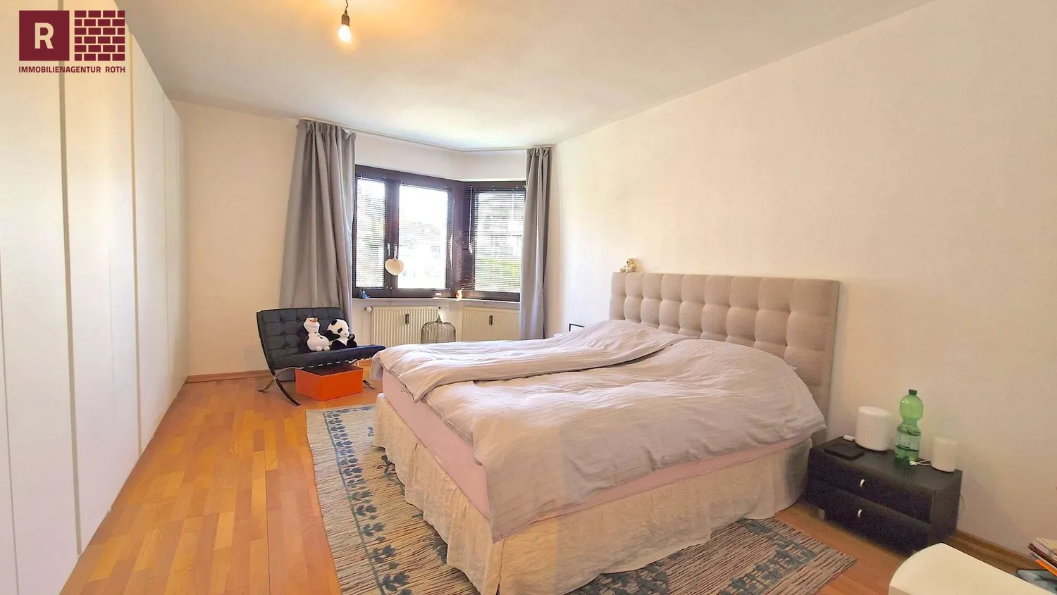 4 Zimmer Wohnung mit 141 m² in Frankfurt am Main – Bild 3