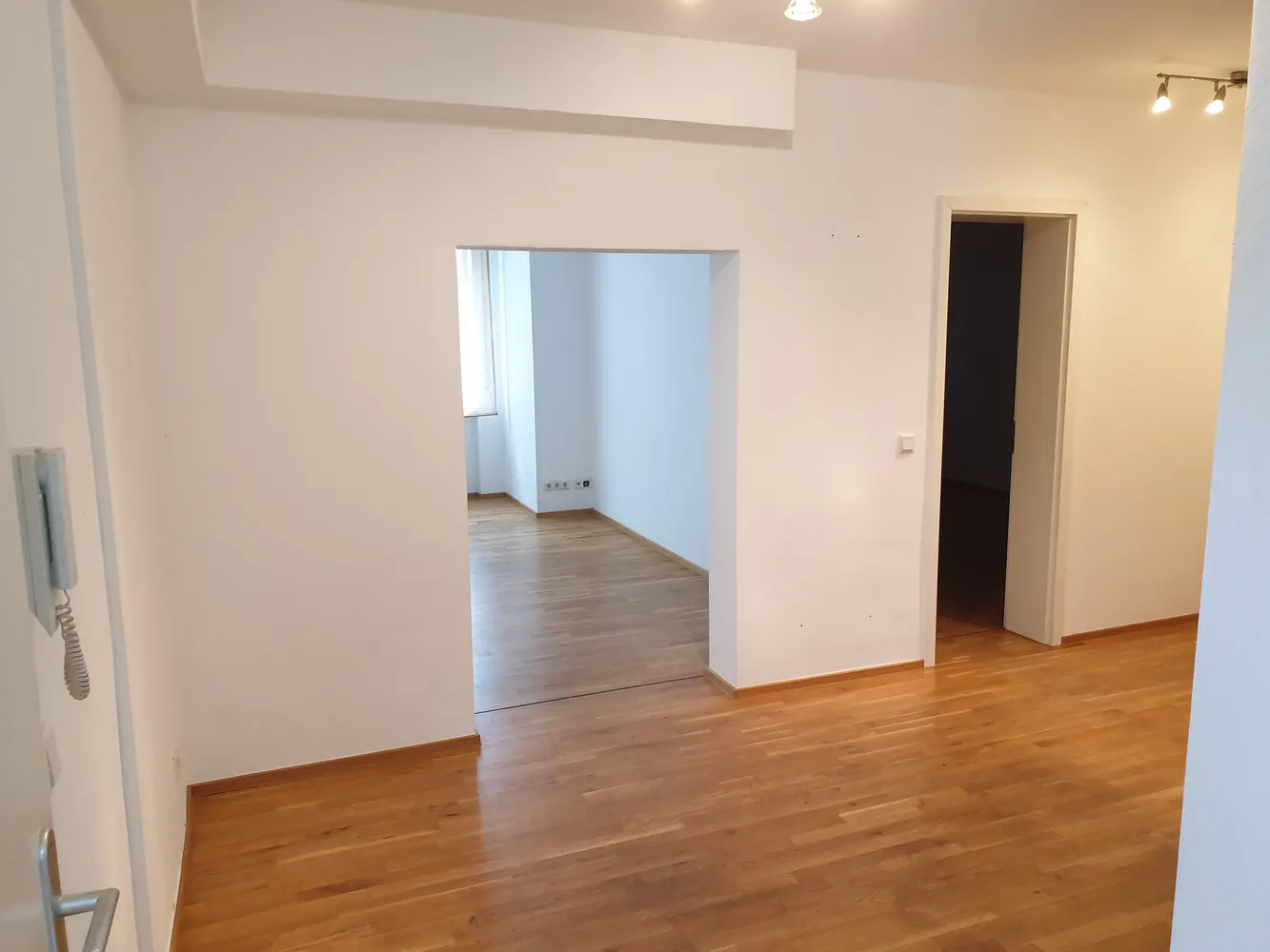 3 Zimmer Wohnung mit 86 m² in Wiesbaden – Bild 7
