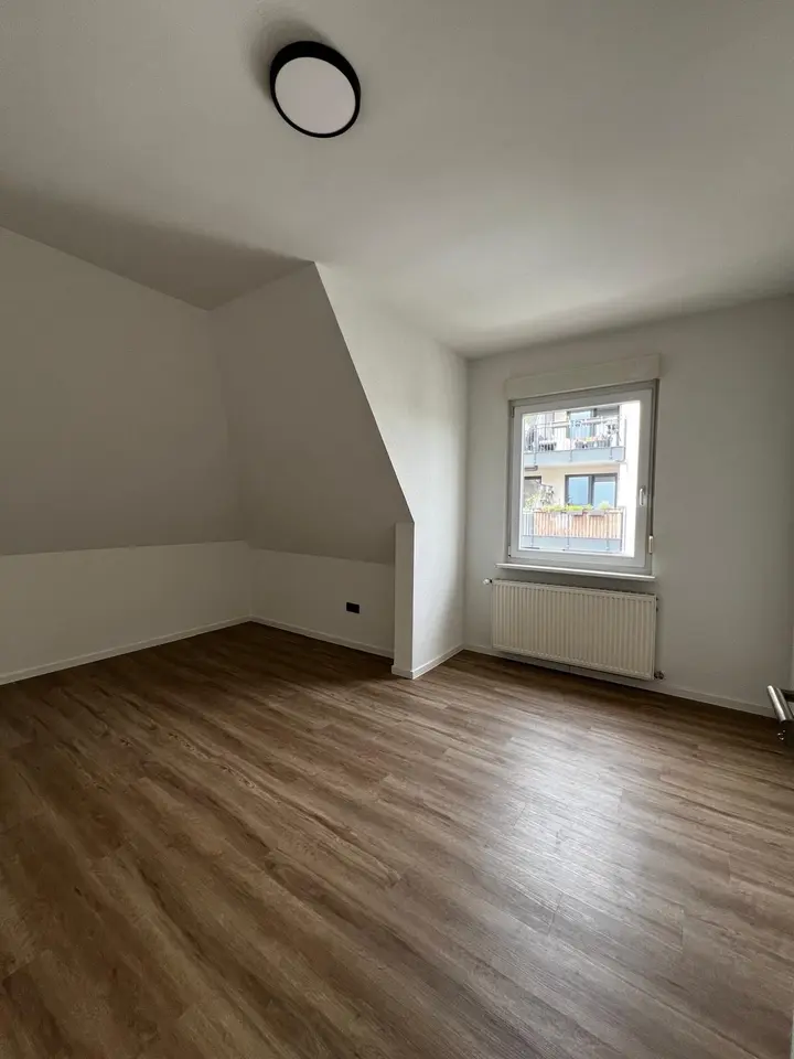 WG-Zimmer mit 90 m² in Kornwestheim – Bild 1