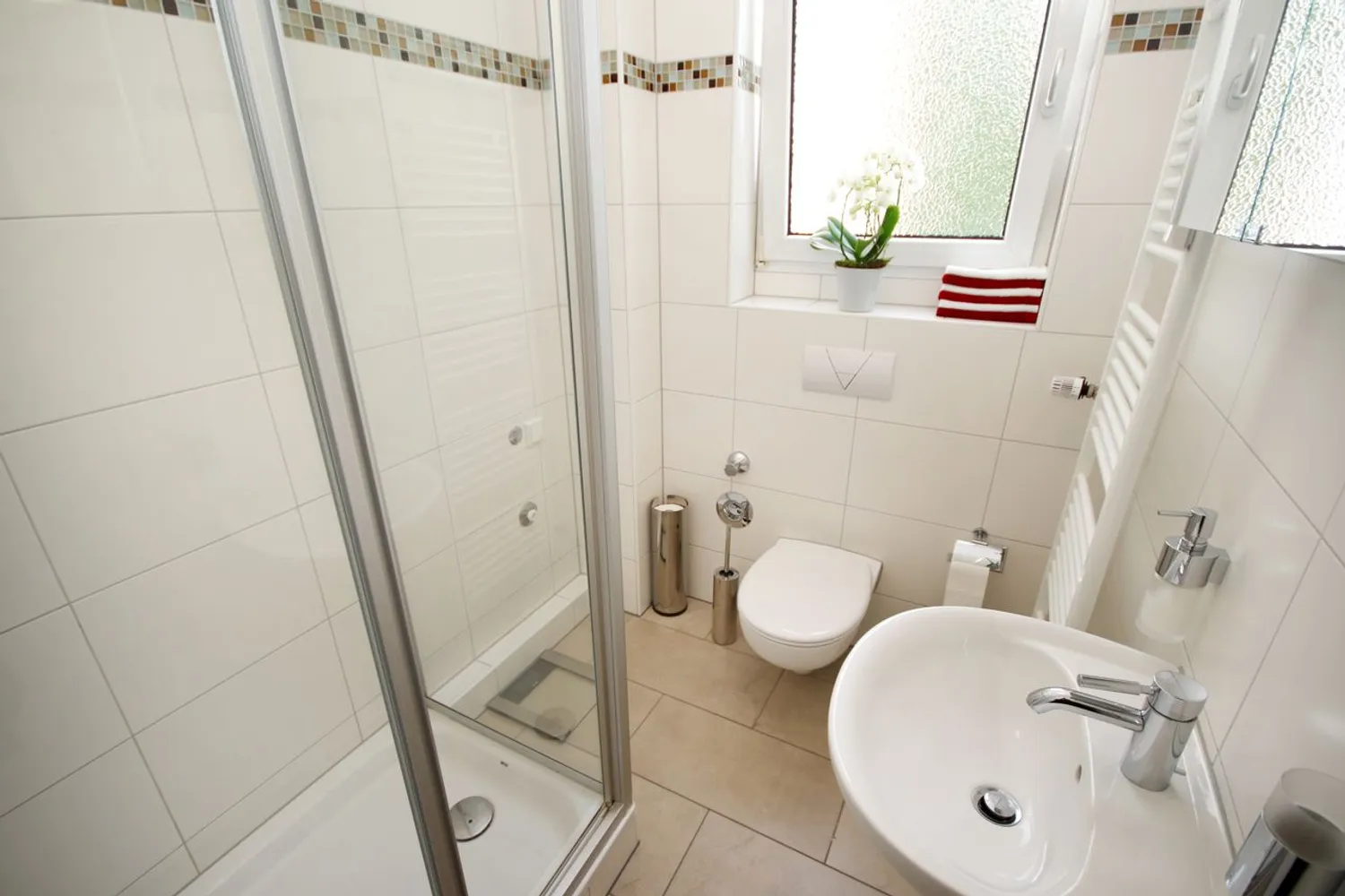 2 room apartment with 65 m² in Düsseldorf – Photo 7