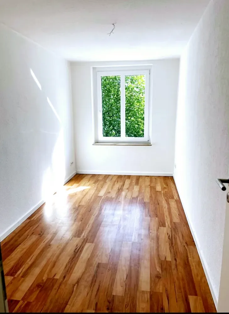 5 Zimmer Wohnung mit 120 m² in Chemnitz – Bild 4