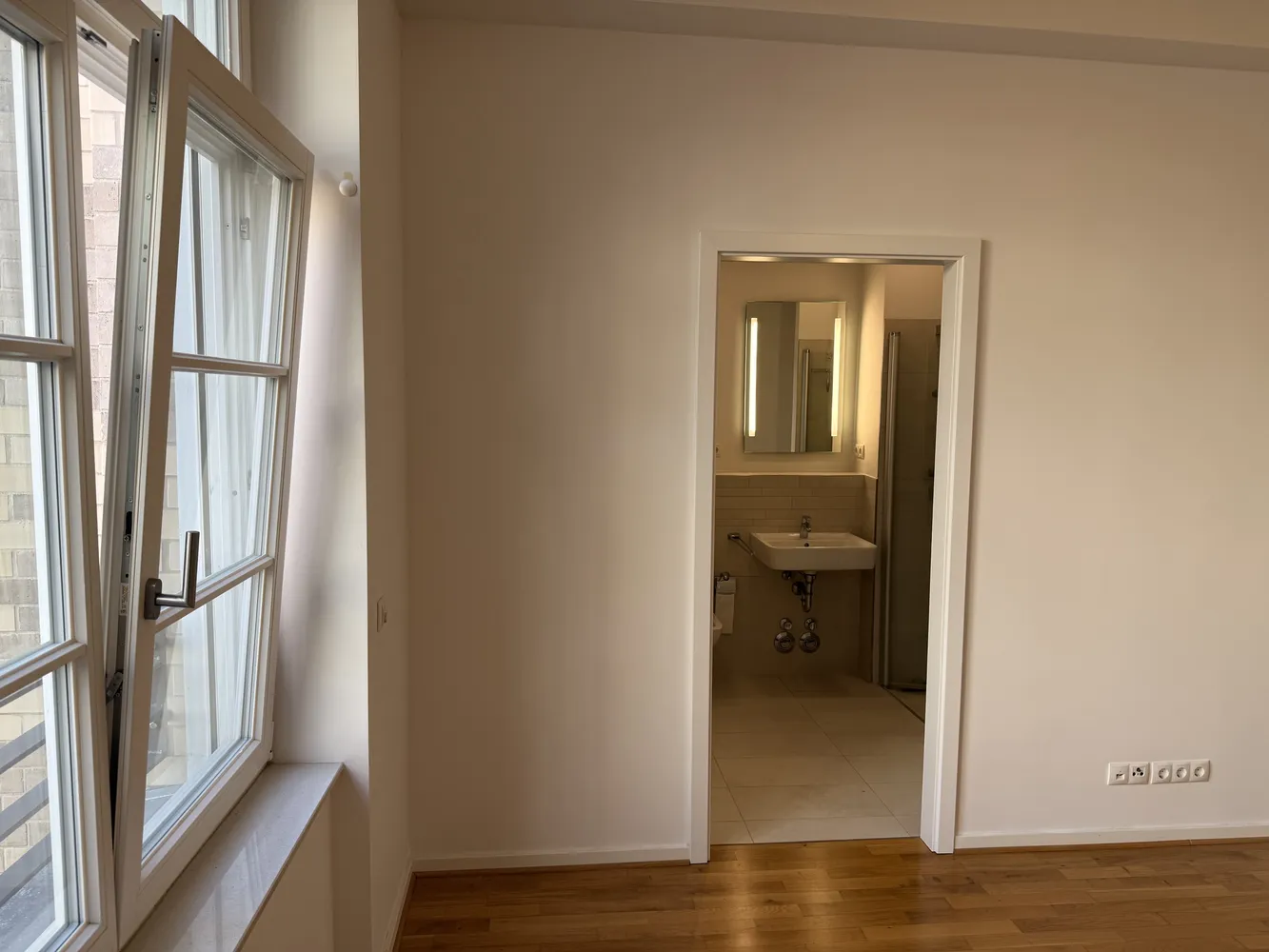 3 Zimmer Wohnung mit 109 m² in Berlin – Bild 3