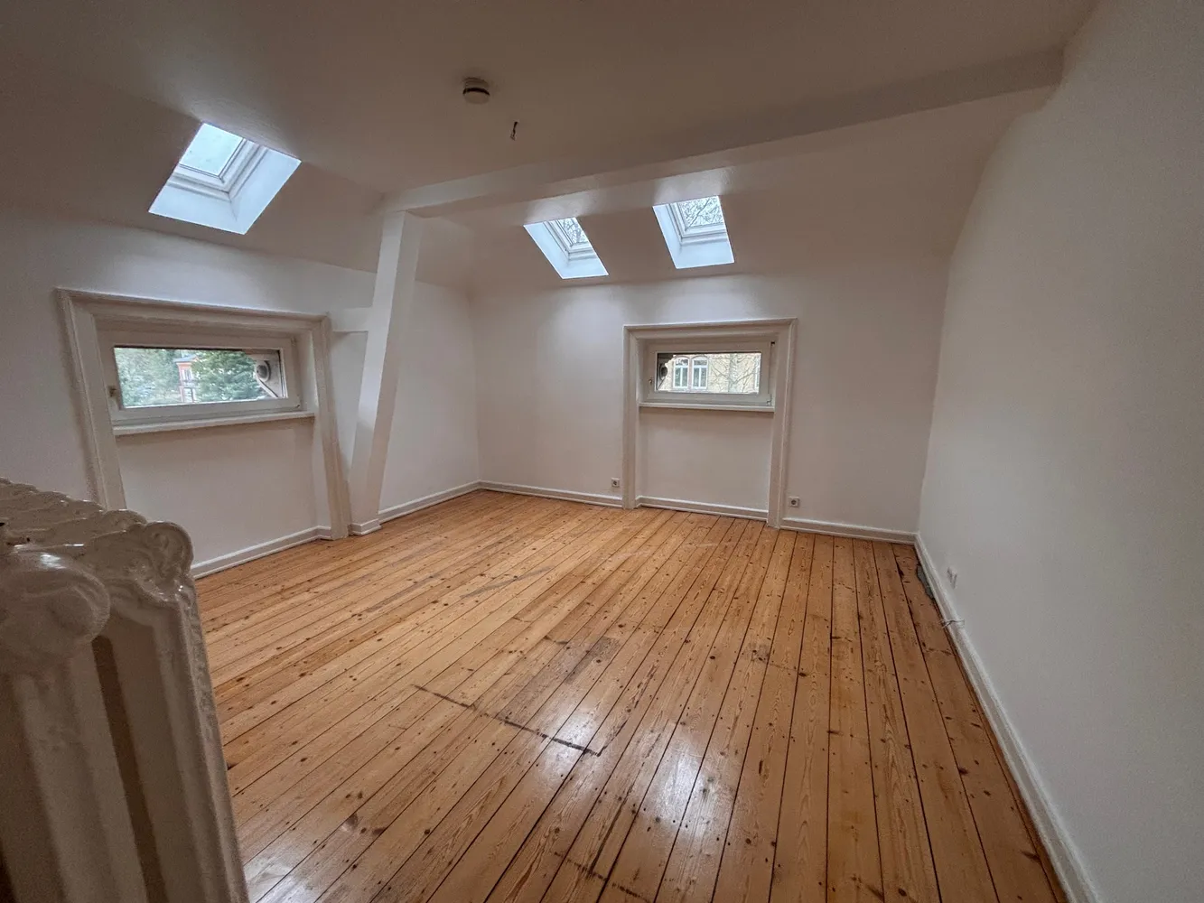 4 Zimmer Wohnung mit 117 m² in Wiesbaden – Bild 2