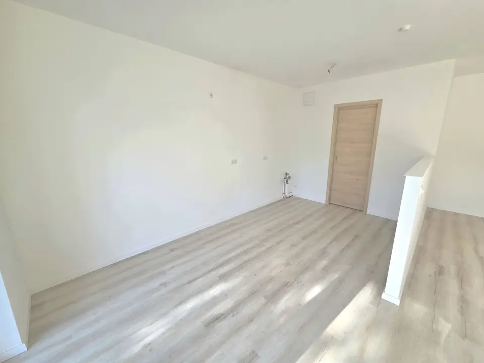 3 Zimmer Wohnung mit 94 m² in Limbach-Oberfrohna – Bild 8
