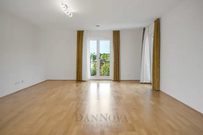 4 Zimmer Wohnung mit 106 m² in Frankfurt am Main – Bild 2