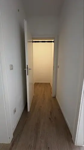 4 Zimmer Wohnung mit 80 m² in Karlsruhe – Bild 4