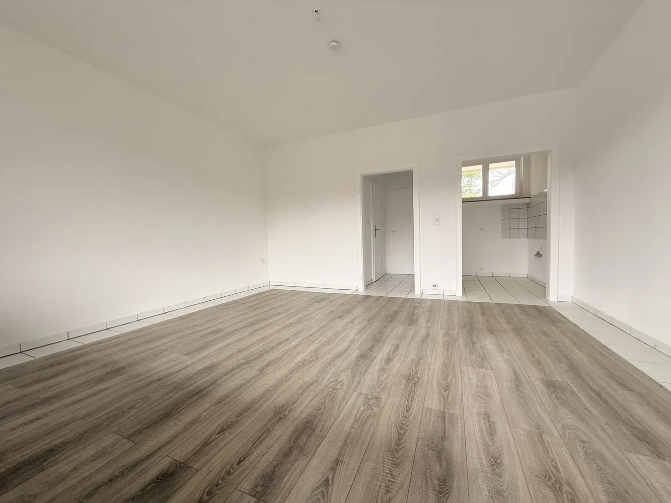1 Zimmer Wohnung mit 36 m² in Krefeld – Bild 2