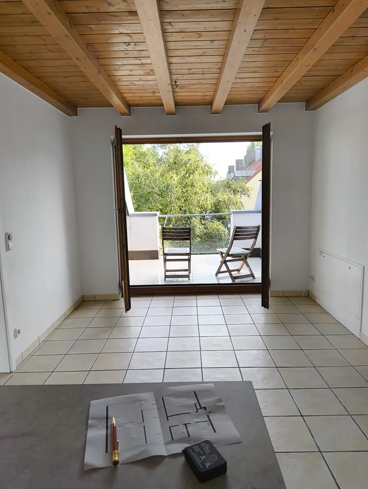 3 Zimmer Wohnung mit 104 m² in München – Bild 3