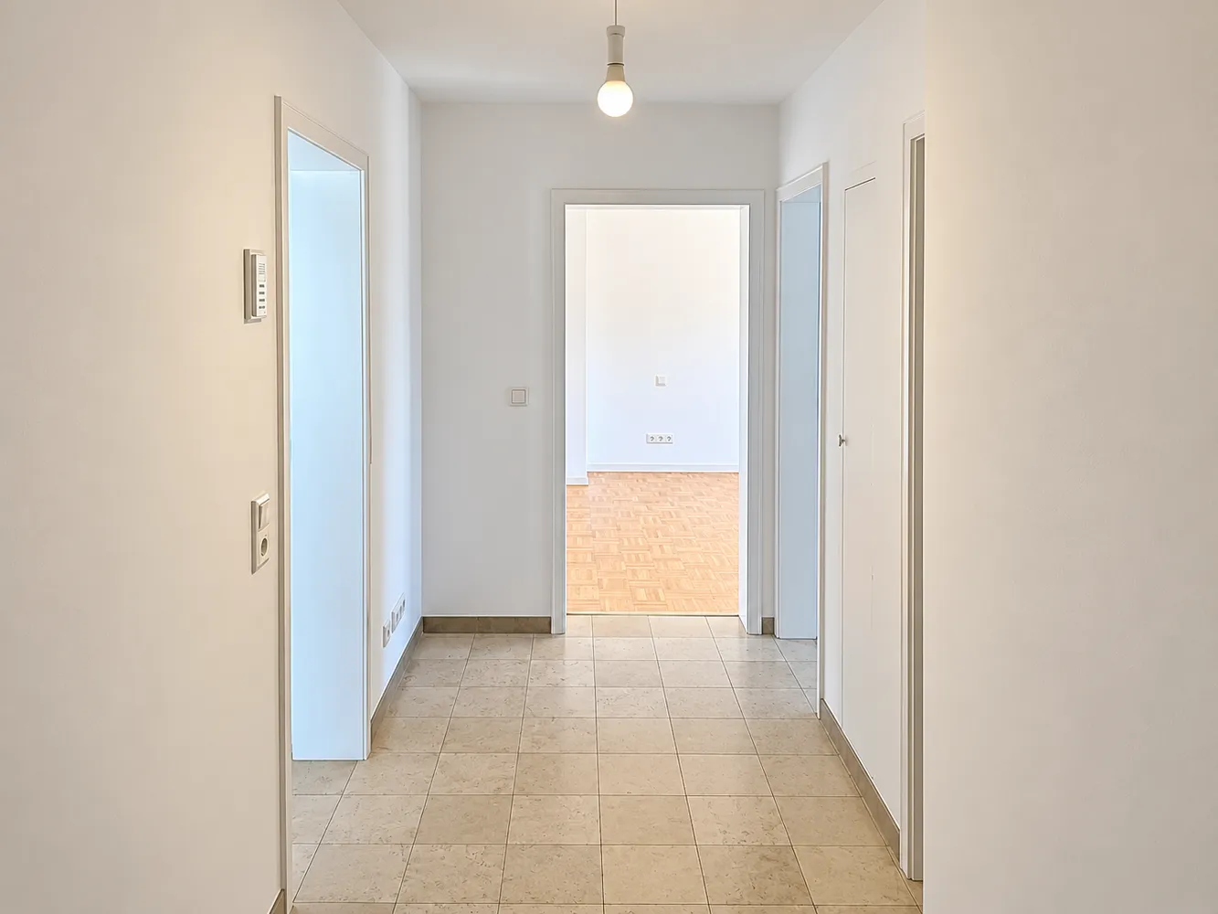 2 room apartment with 63 m² in Cologne – Photo 1