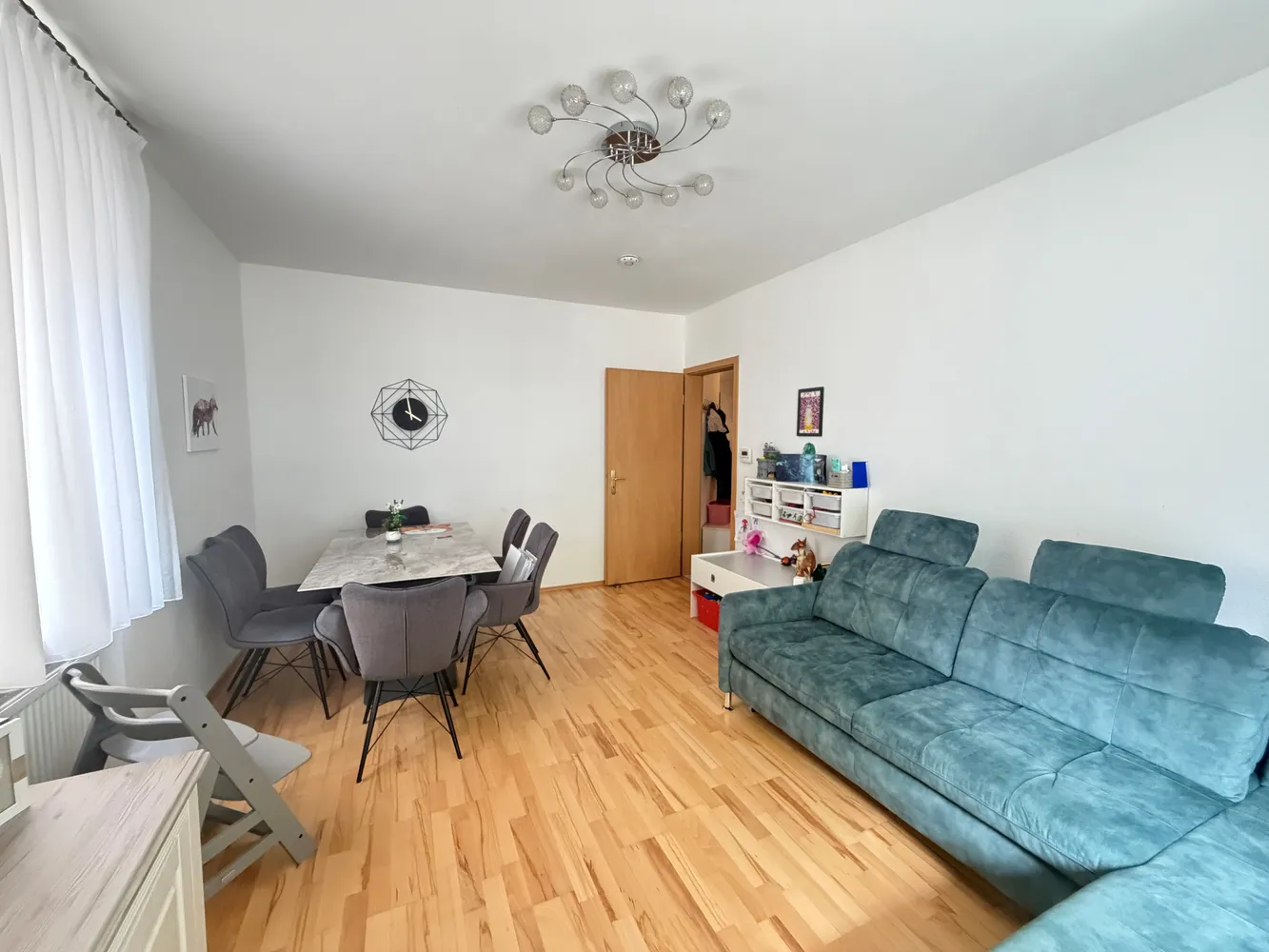 3 Zimmer Wohnung mit 81 m² in Stuttgart – Bild 2